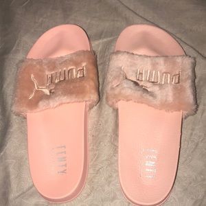 Fenty puma slides fur womens size 7.5 US BRAND NEW